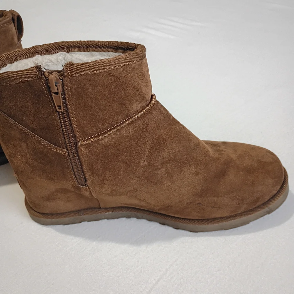Dunes Karma Brown Suede-Like Hidden Wedge Ankle Boots Sz 10 Fall Autumn Winter
